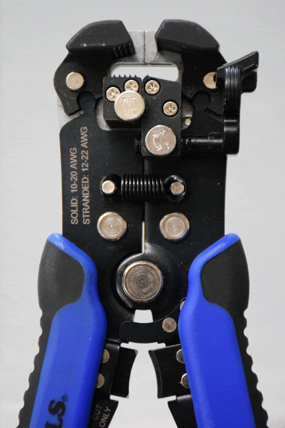 Klein Tools Self Adjusting Wire Stripper/Cutter Expert Review